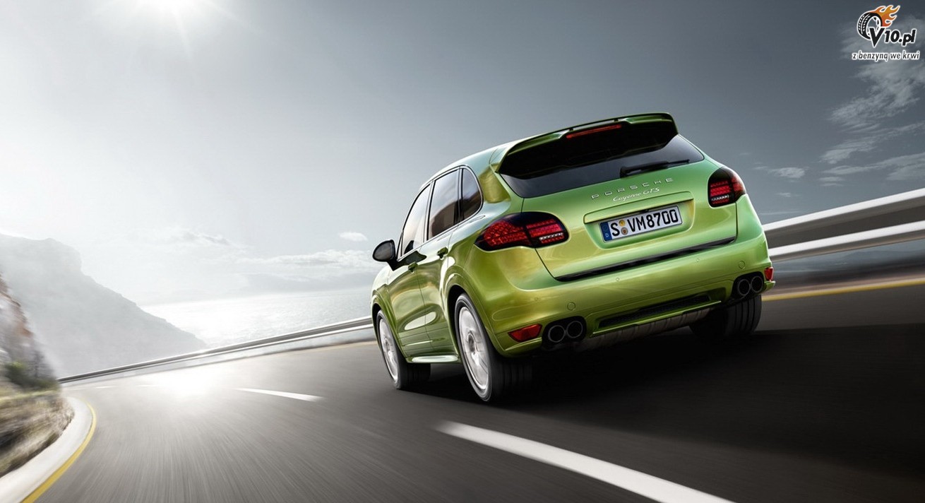 Porsche Cayenne GTS 2013