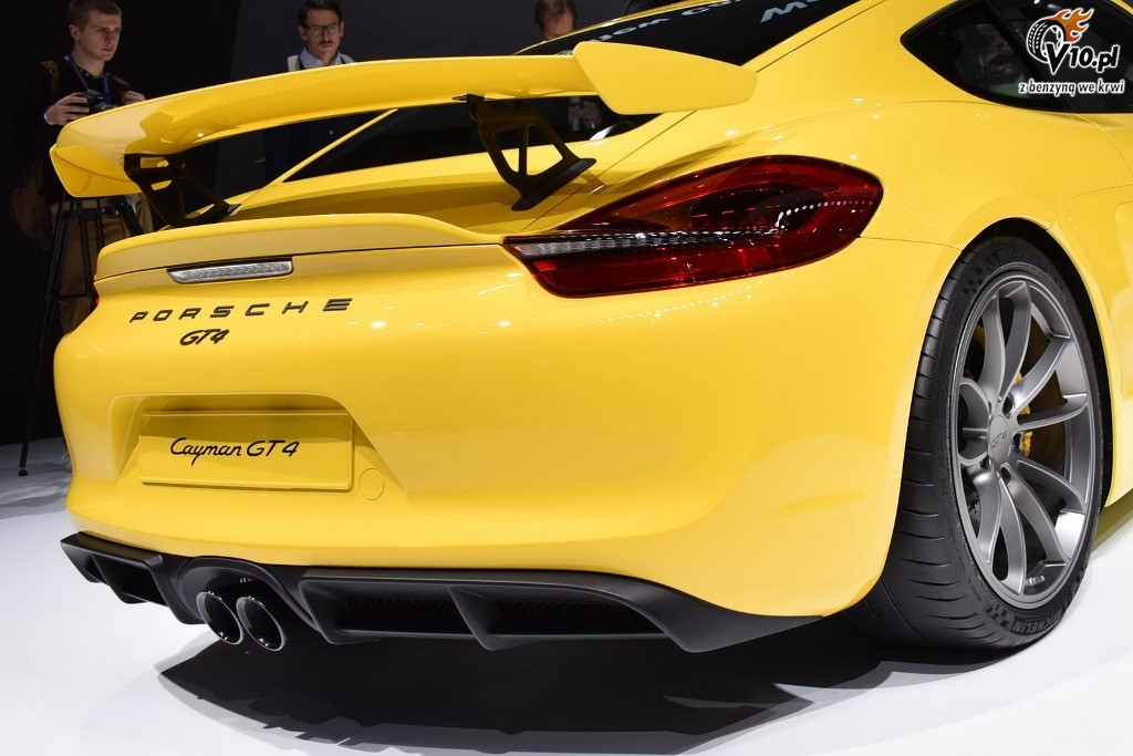 Porsche Cayman GT4