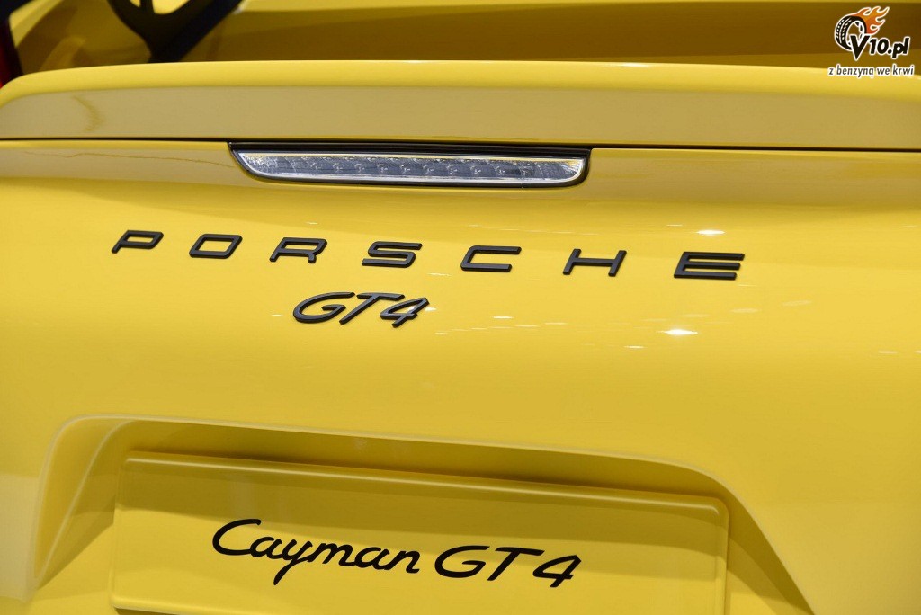 Porsche Cayman GT4