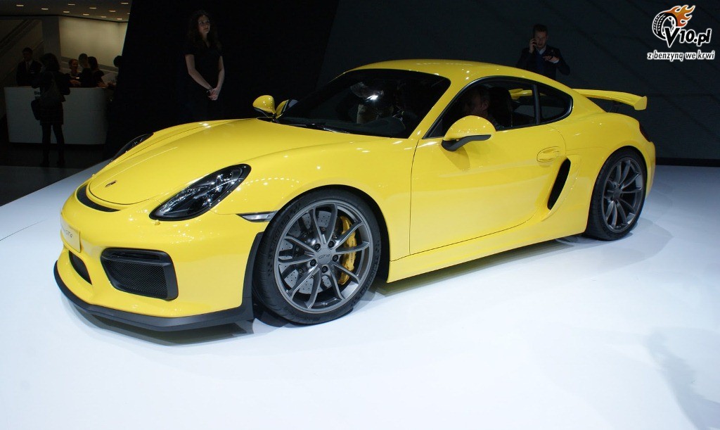 Porsche Cayman GT4