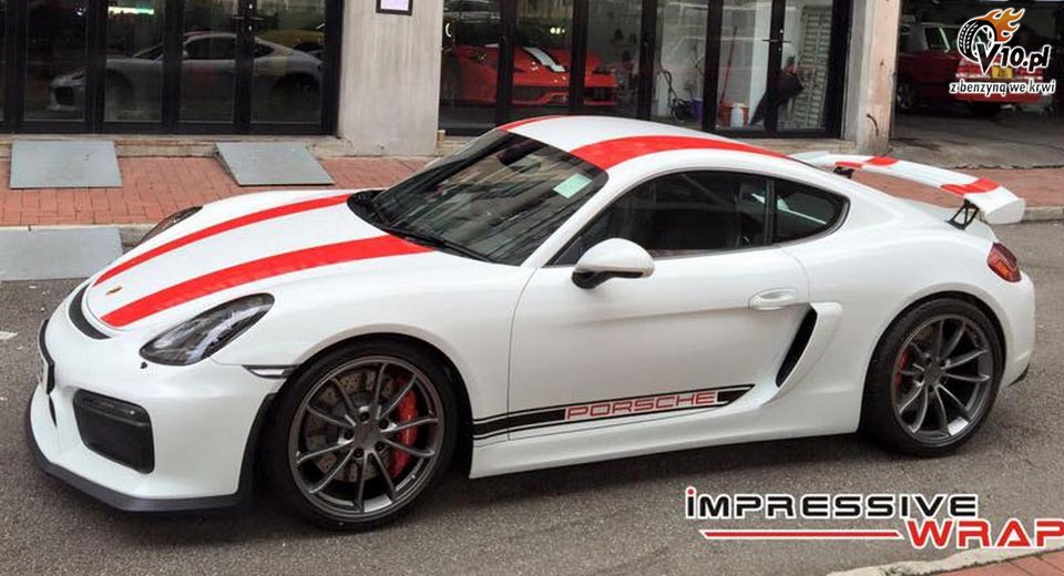 Porsche Cayman GT4