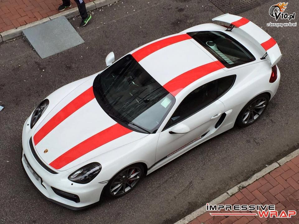 Porsche Cayman GT4