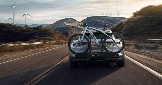 Porsche Mission E Cross