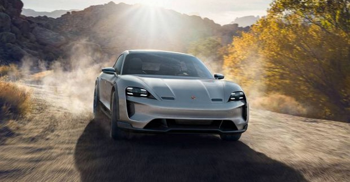 Porsche Mission E Cross