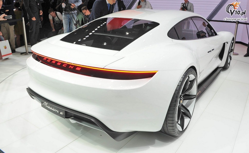 Porsche Mission E