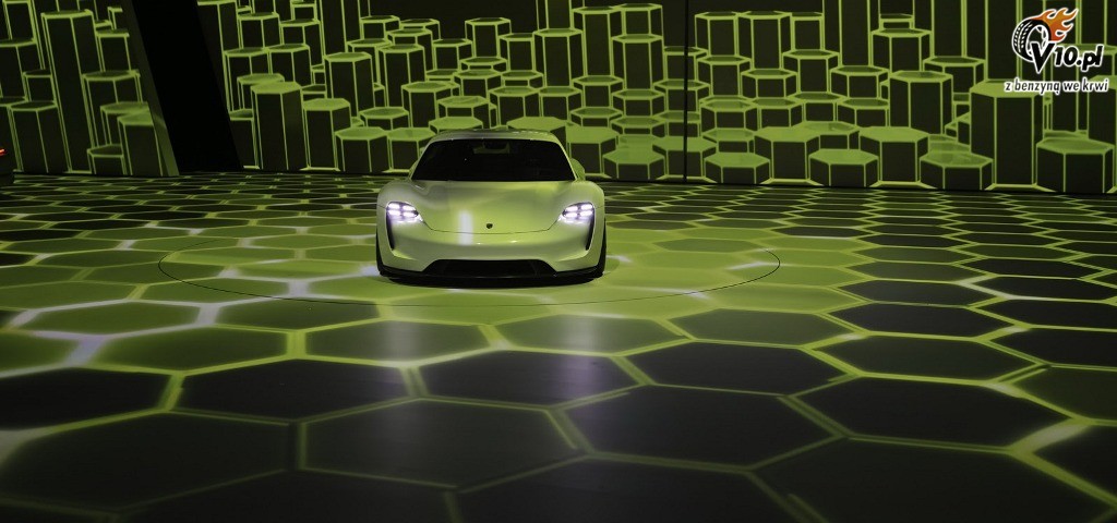Porsche Mission E
