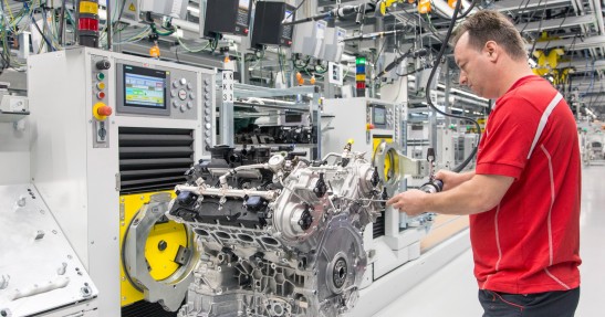 Fabryka silników V8 Porsche
