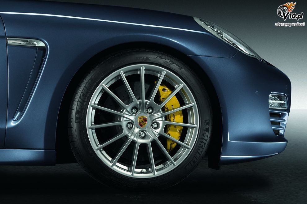 Porsche Panamera z nowymi dodatkami