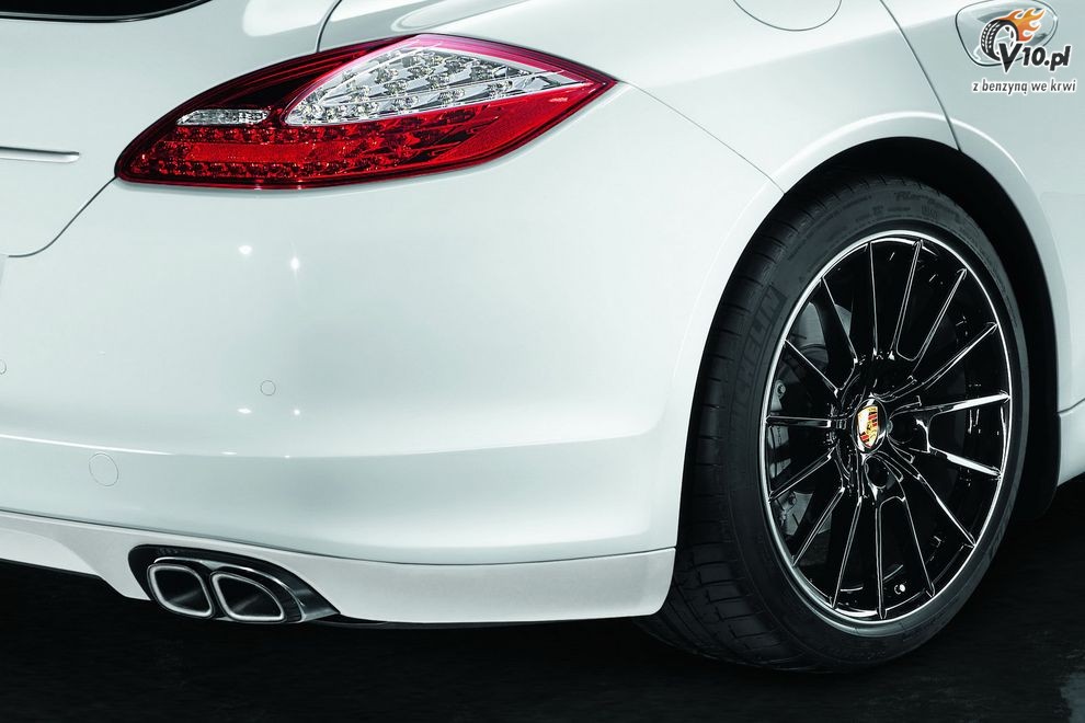 Porsche Panamera z nowymi dodatkami