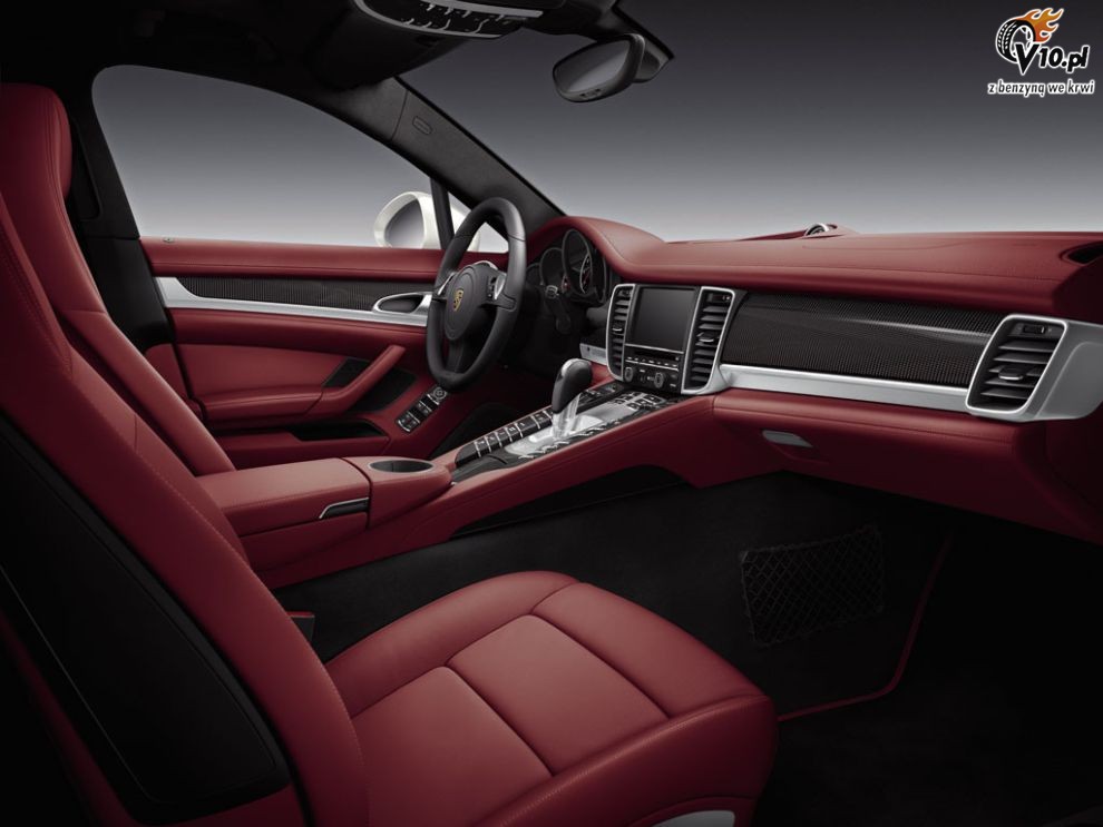 Porsche Panamera Middle East Edition