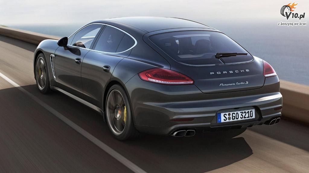 Porsche Panamera Turbo S 2014