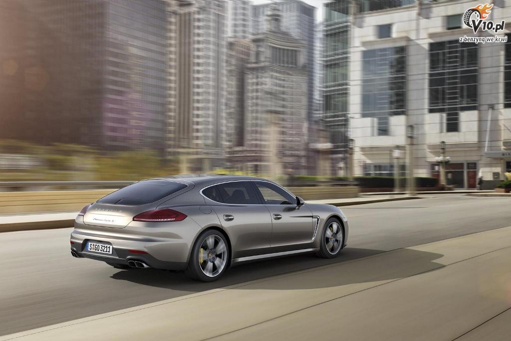 Porsche Panamera Turbo S 2014