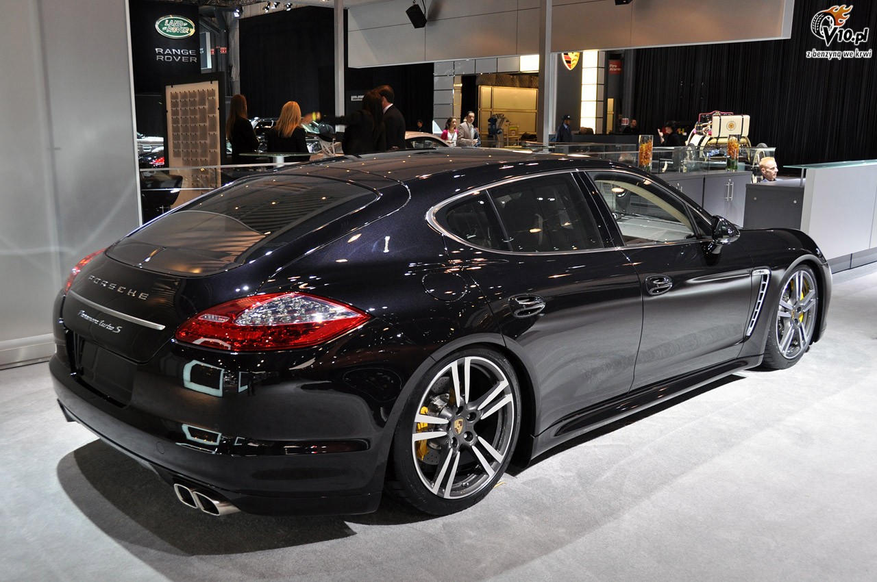Nowy Jork 2011: Porsche Panamera Turbo S - najszybszy produkcyjny sedan