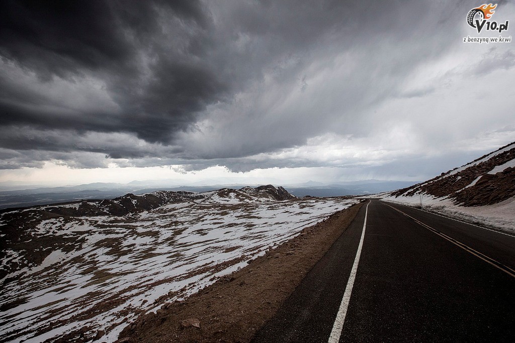 Range Rover Sport na Pikes Peak