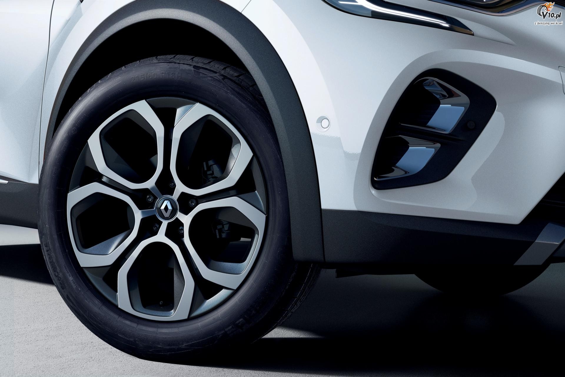 Captur E-Tech Plug-in oraz Clio E-Tech