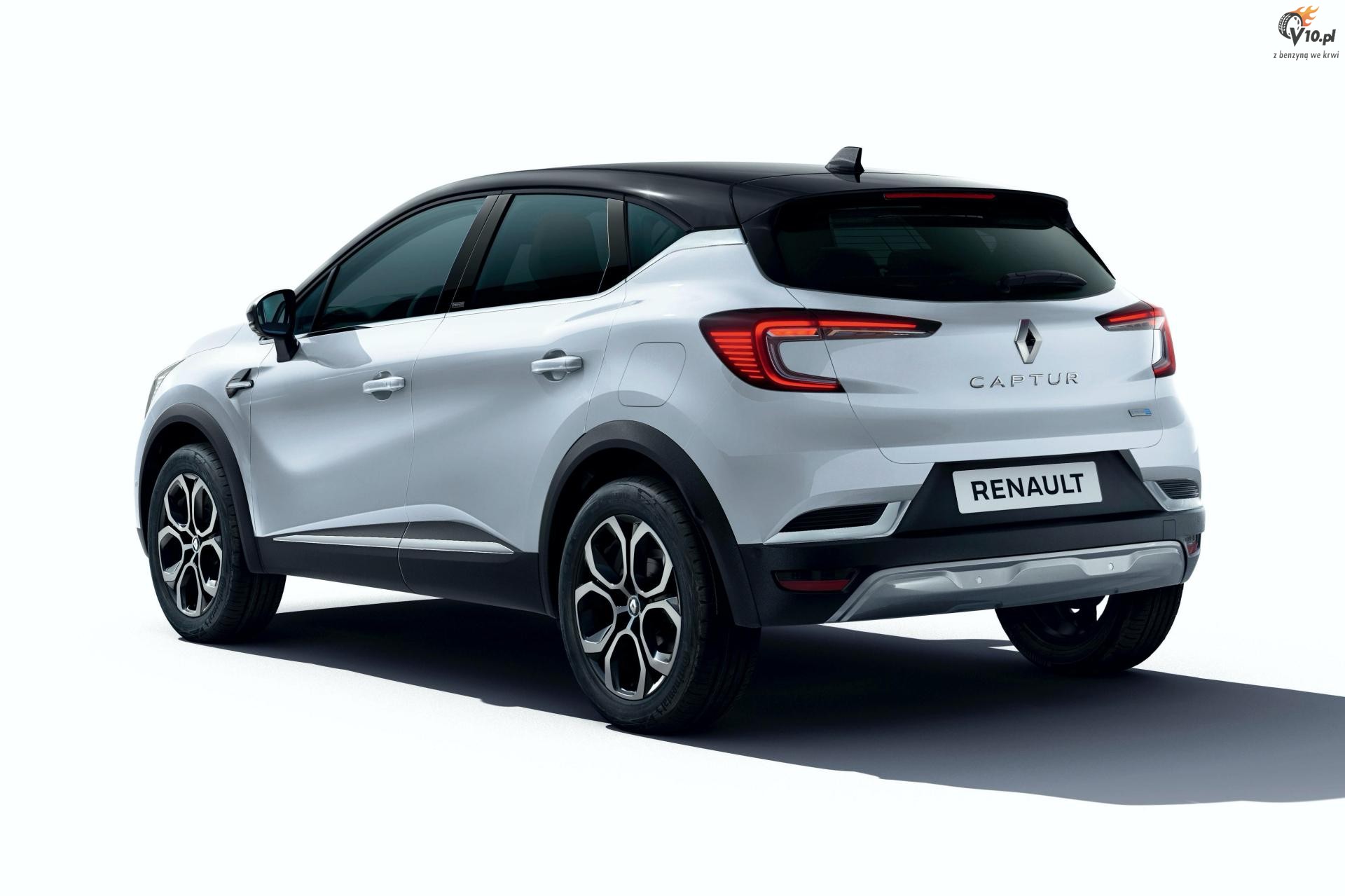 Captur E-Tech Plug-in oraz Clio E-Tech