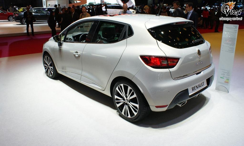Renault Clio Initiale Paris