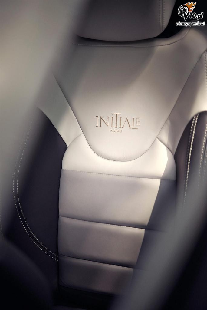 Renault Clio Initiale Paris