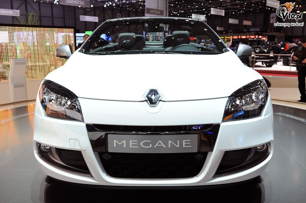 Nowe Renault Megane CC Coupe-Cabrio 2010 - Geneva Motor Show