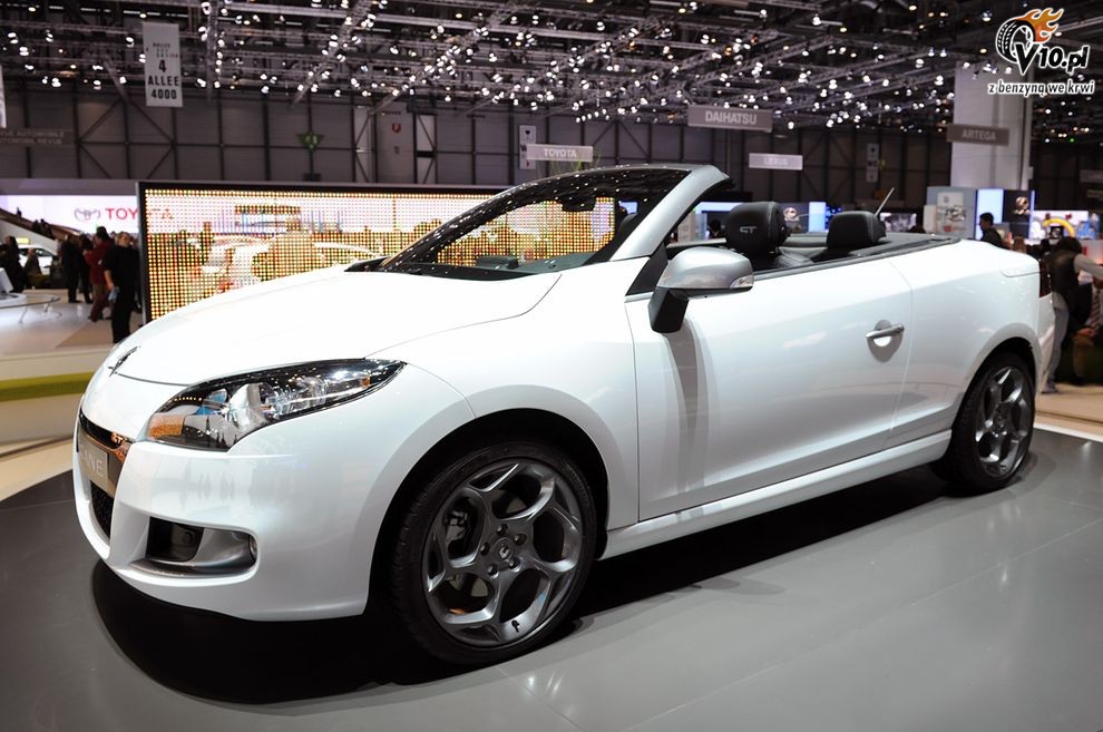 Nowe Renault Megane CC Coupe-Cabrio 2010 - Geneva Motor Show