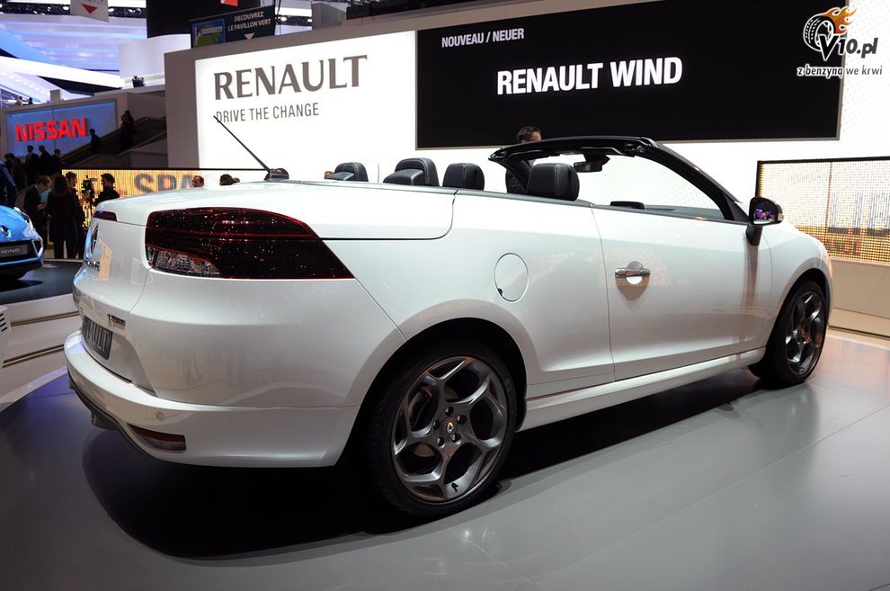 Nowe Renault Megane CC Coupe-Cabrio 2010 - Geneva Motor Show