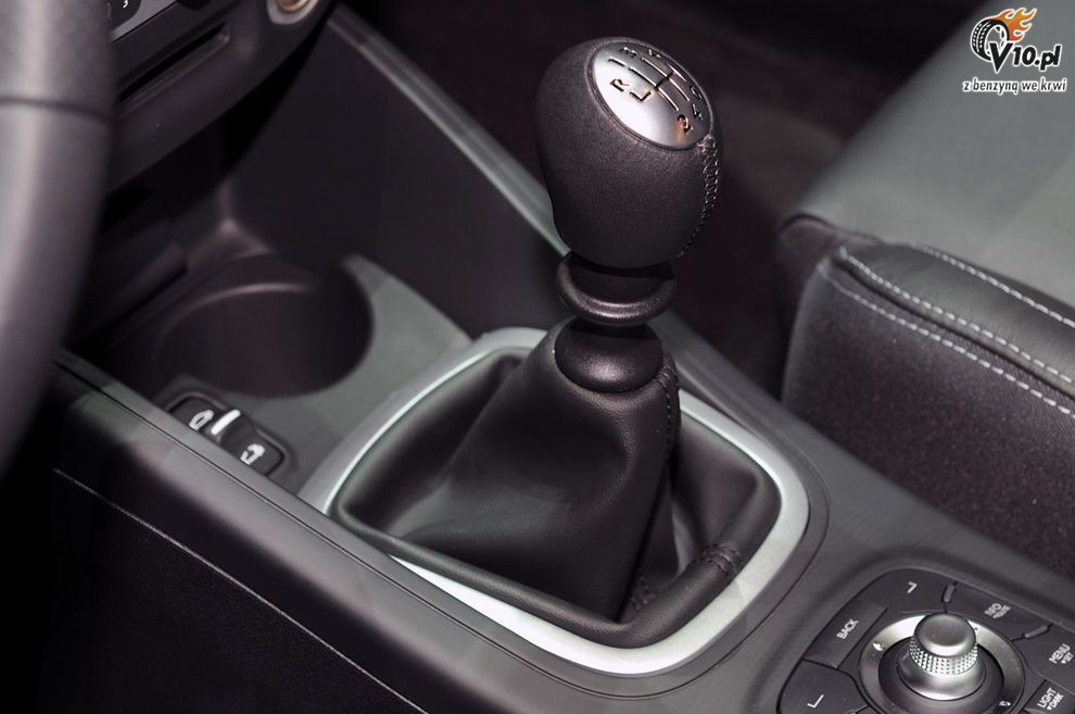 Nowe Renault Megane Coupe-Cabrio - Geneva Motor Show 2010