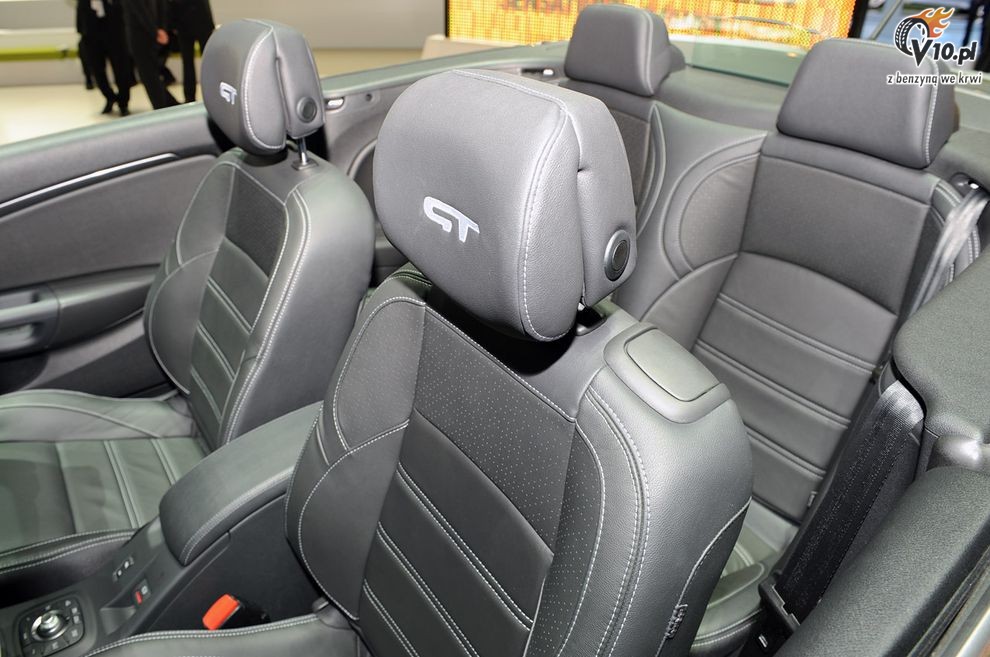 Nowe Renault Megane CC Coupe-Cabrio 2010 - Geneva Motor Show