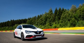 Renault Megane RS Trophy-R zmiażdżyło rekord Civica na Spa