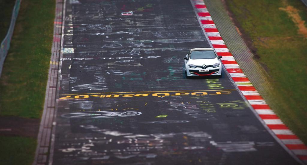 Renault Megane RS Trophy R
