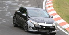Nowe Renault Megane RS Special Edition - zdjcie szpiegowskie