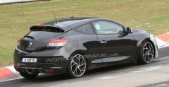 Nowe Renault Megane RS Special Edition - zdjcie szpiegowskie