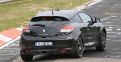 Nowe Renault Megane RS Special Edition - zdjcie szpiegowskie