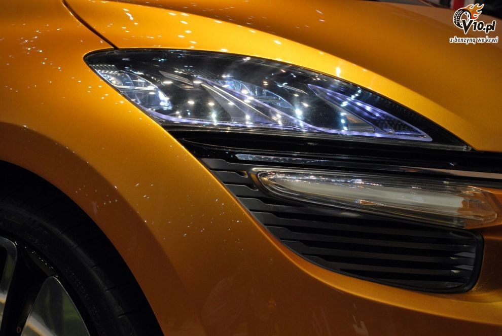 Renault R-Space Concept na targach w Genewie