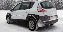 Renault Scenic Crossover - zdjcia szpiegowskie