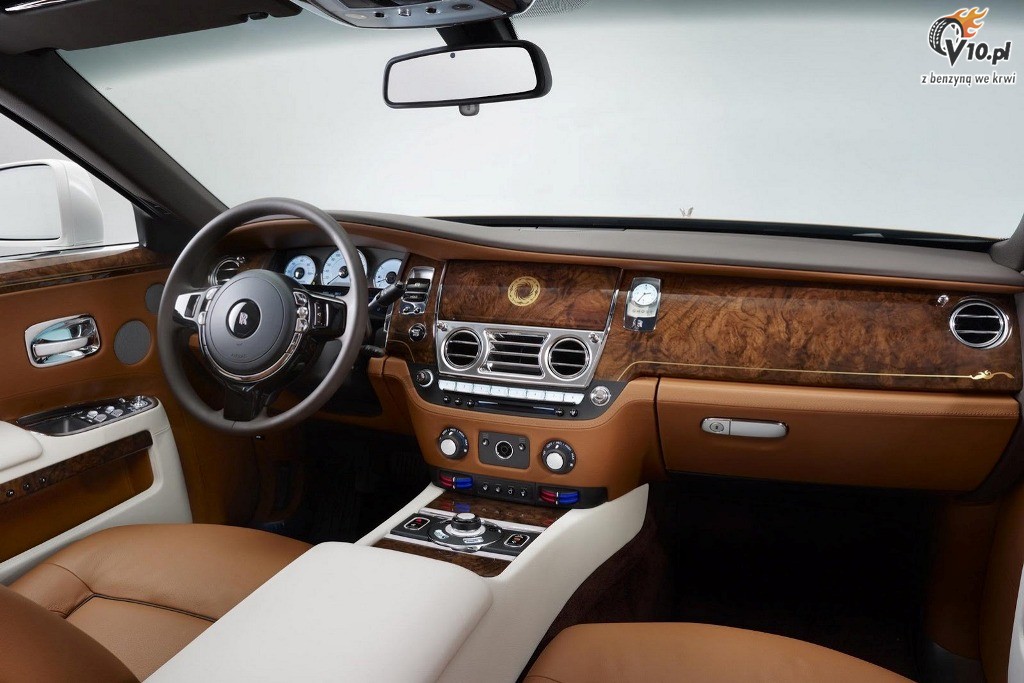 Rolls Royce Ghost Chengdu Golden Sun Bird