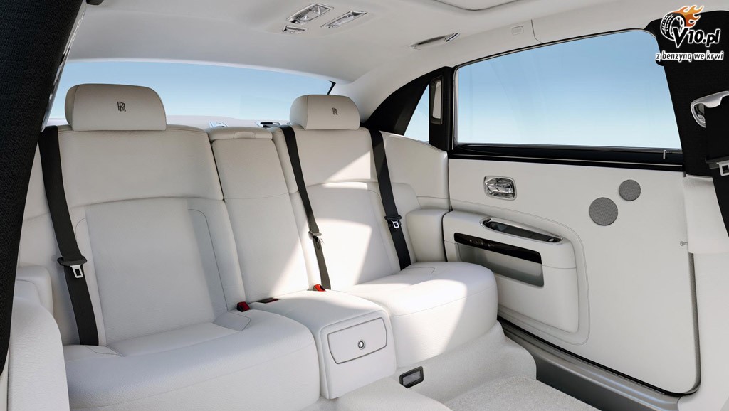 Szanghaj 2011: Rolls Royce Ghost Extended Wheelbase - w nim nie bdzie za ciasno