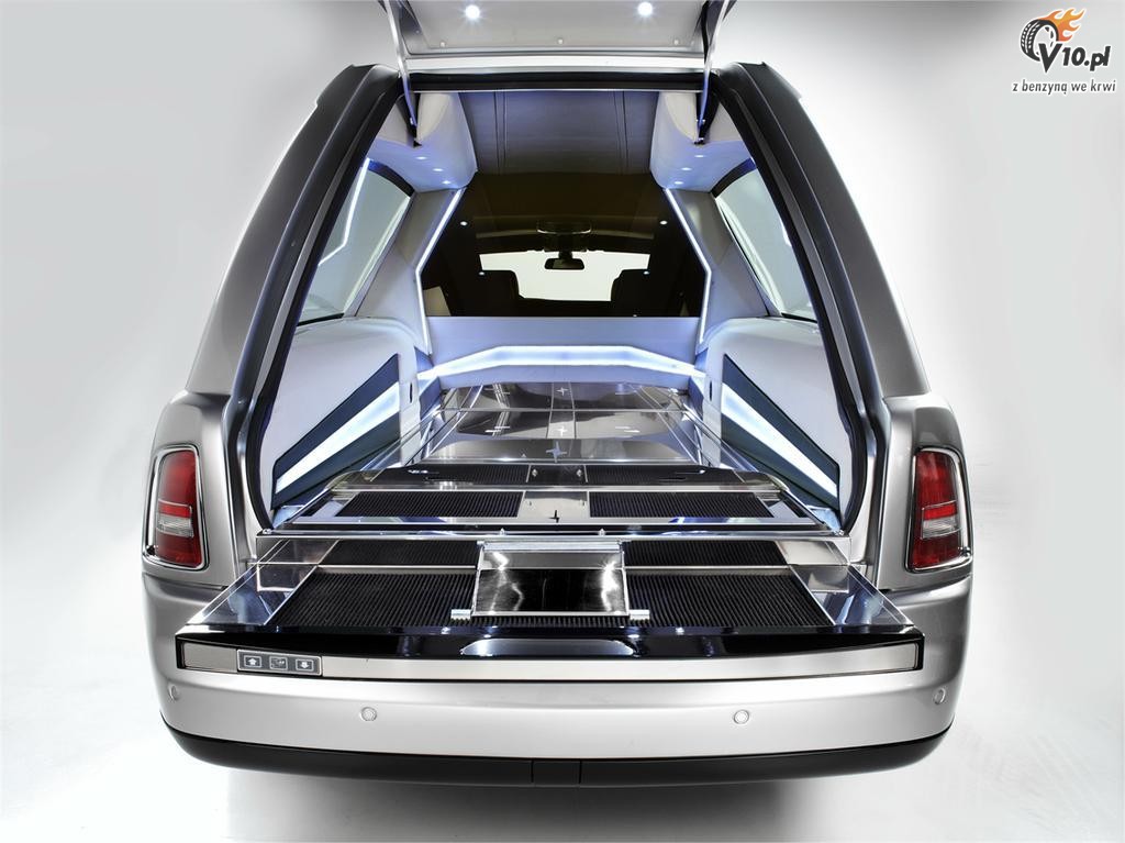 Rolls Royce Phantom Caravan