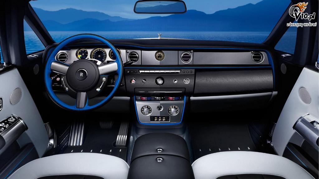 Rolls Royce Phantom Drophead Coupe Waterspeed
