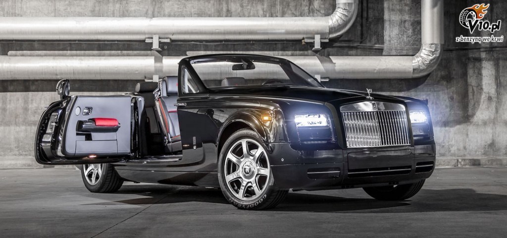 Rolls Royce Phantom Drophead Coupe Nighthawk