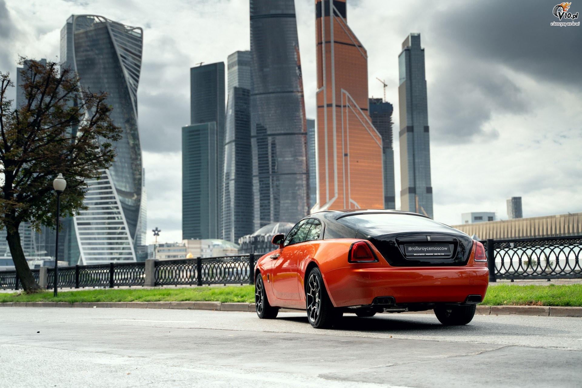 Rolls-Royce Wraith Black & Bright Collection