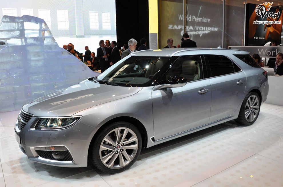 Saab 9-5 SportCombi na targach w Genewie