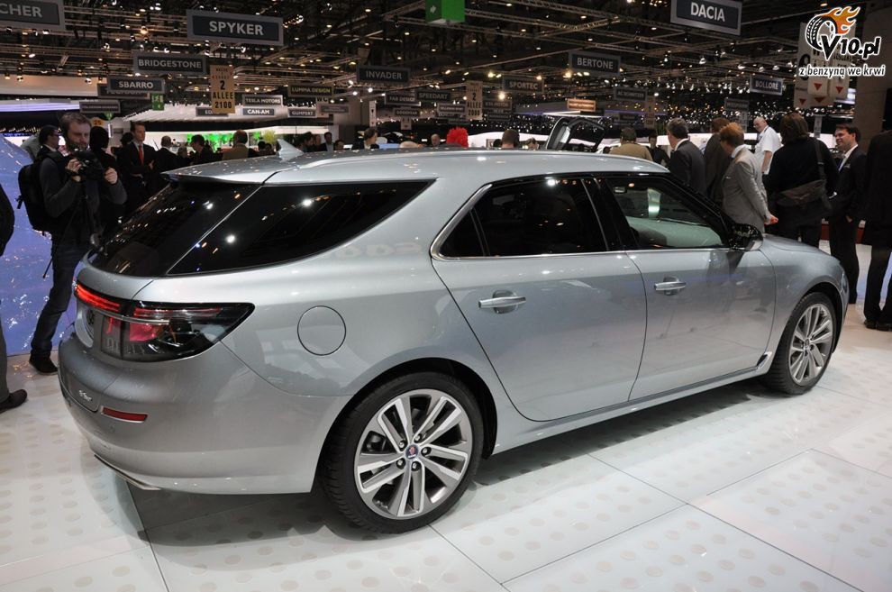 Saab 9-5 SportCombi na targach w Genewie
