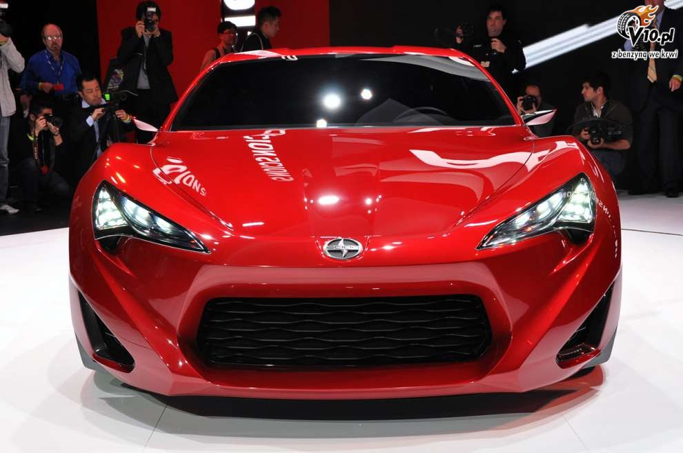 Scion FR-S na targach w Nowym Jorku 2011