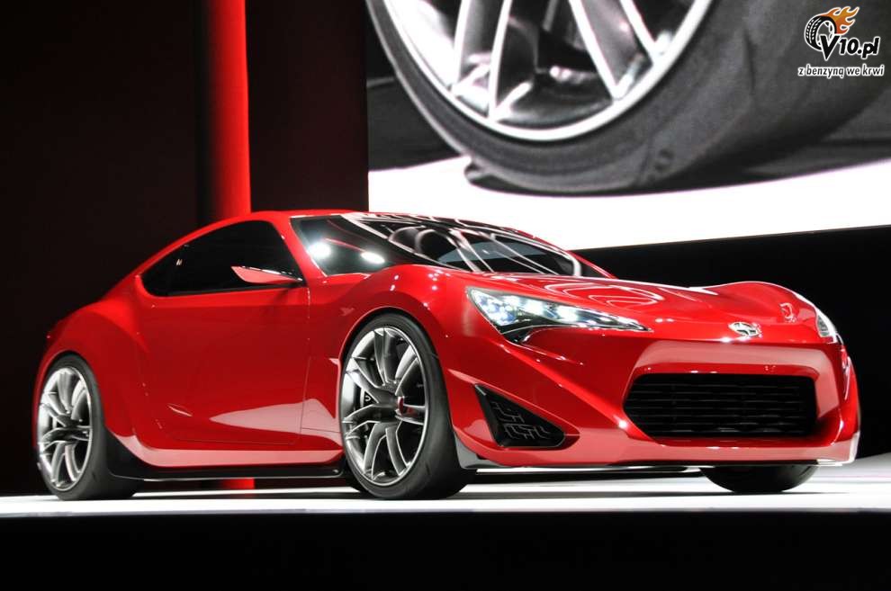 Scion FR-S na targach w Nowym Jorku 2011
