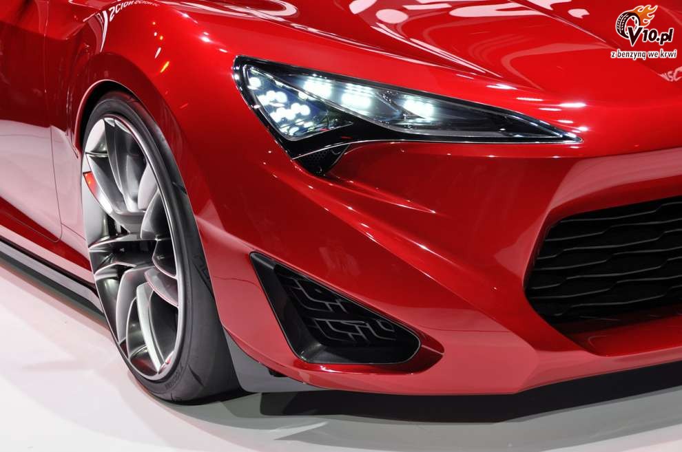 Scion FR-S na targach w Nowym Jorku 2011