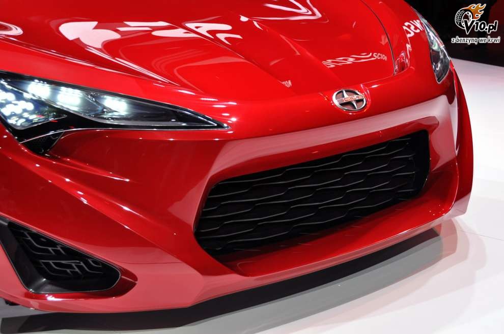 Scion FR-S na targach w Nowym Jorku 2011