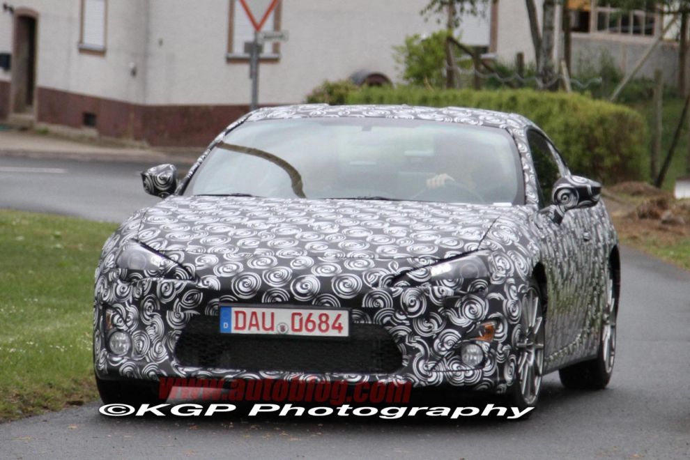 Scion FR-S na zdjciach szpiegowskich