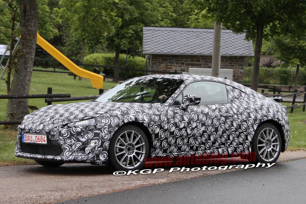 Scion FR-S na zdjciach szpiegowskich
