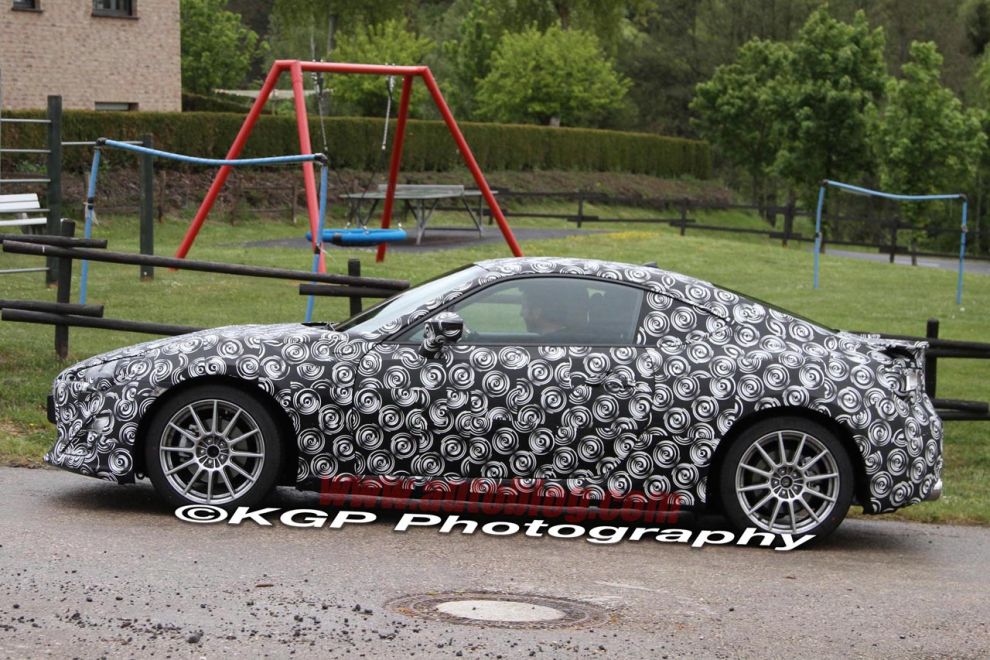 Scion FR-S na zdjciach szpiegowskich