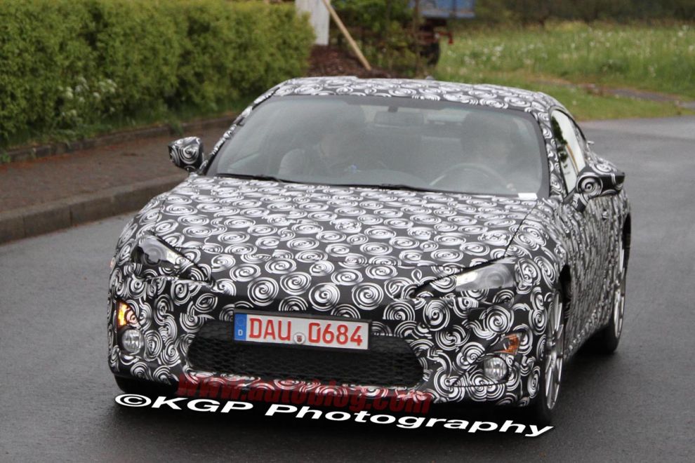 Scion FR-S na zdjciach szpiegowskich